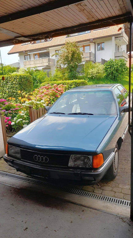 AUDI 100 CD oldtimer für CHF 900,