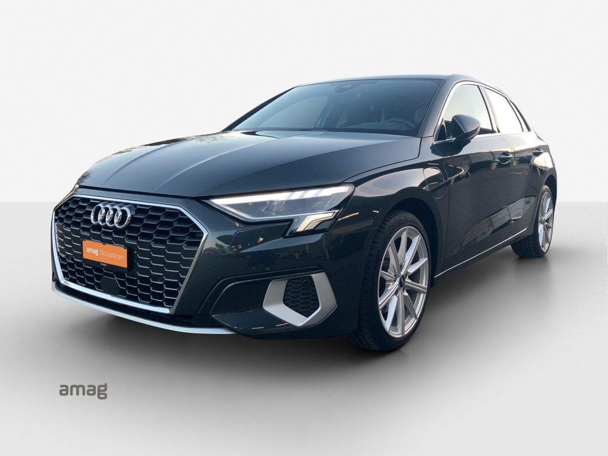 AUDI A3 Sportback 40 TFSI e advanc gebraucht für CHF 33'900,