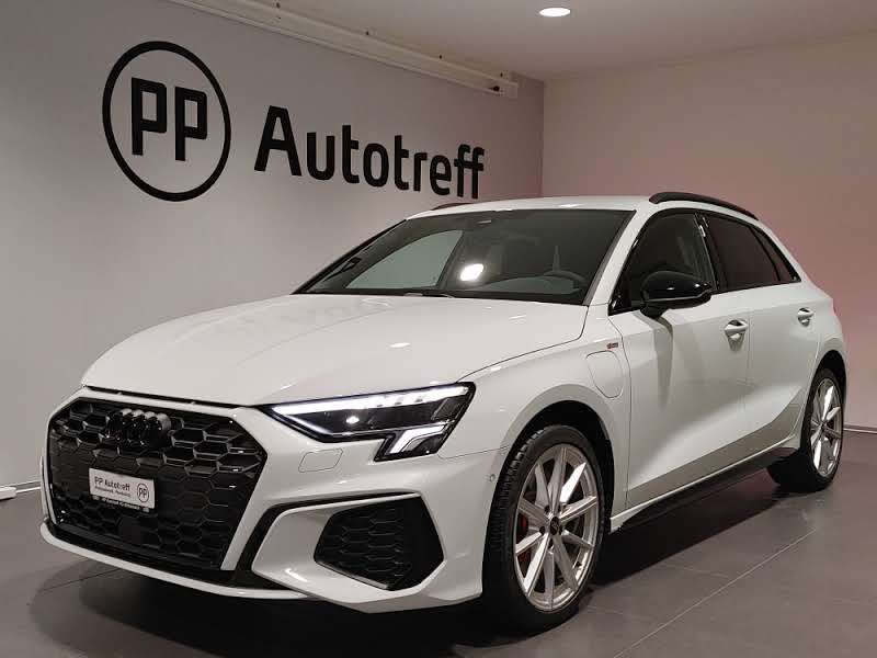 AUDI A3 Sportback 45 TFSI e S line neu für CHF 52'330,