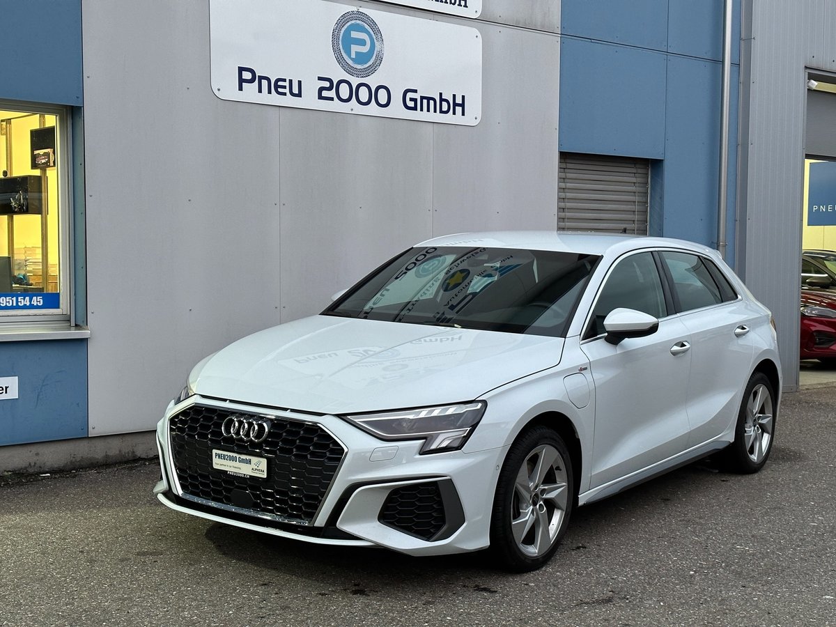 AUDI A3 Sportback 40 TFSI e S line gebraucht für CHF 32'890,