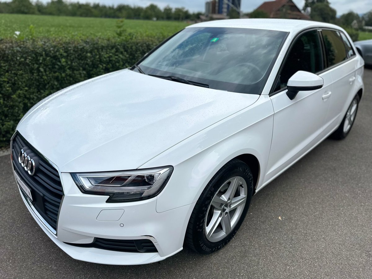 AUDI A3 Sportback 35 TFSI Sport gebraucht für CHF 17'500,