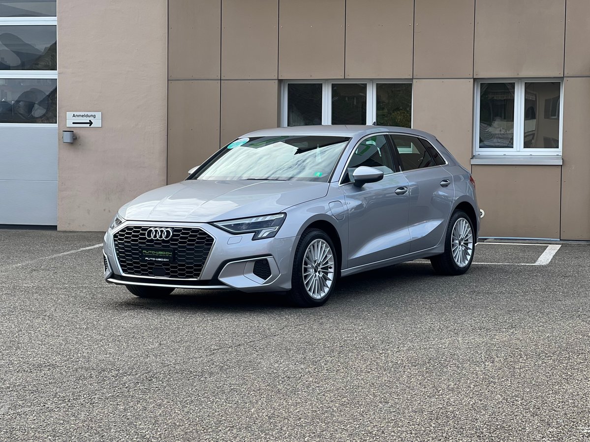 AUDI A3 Sportback 40 TFSI e advanc gebraucht für CHF 26'850,