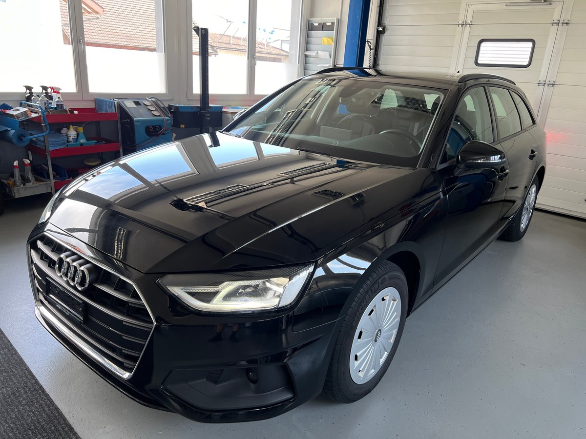 AUDI A4 Avant 35 TDI S