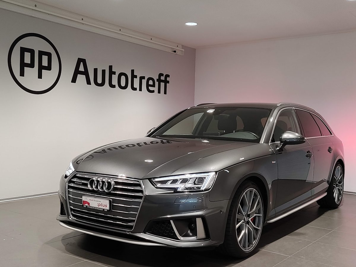 AUDI A4 Avant 45 TFSI Sport S