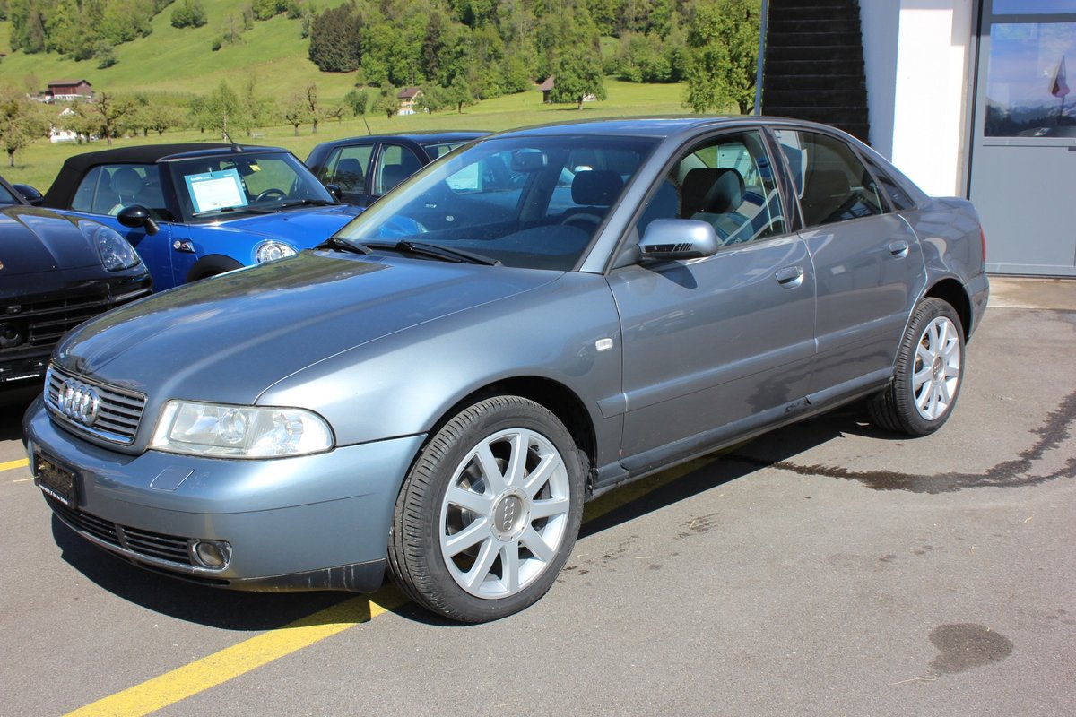 AUDI A4 1.8 quattro Ambition gebraucht für CHF 5'880,