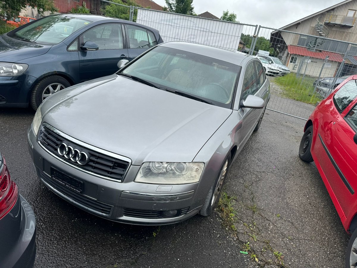 AUDI A8 4.2 quattro tiptronic gebraucht für CHF 1'900,