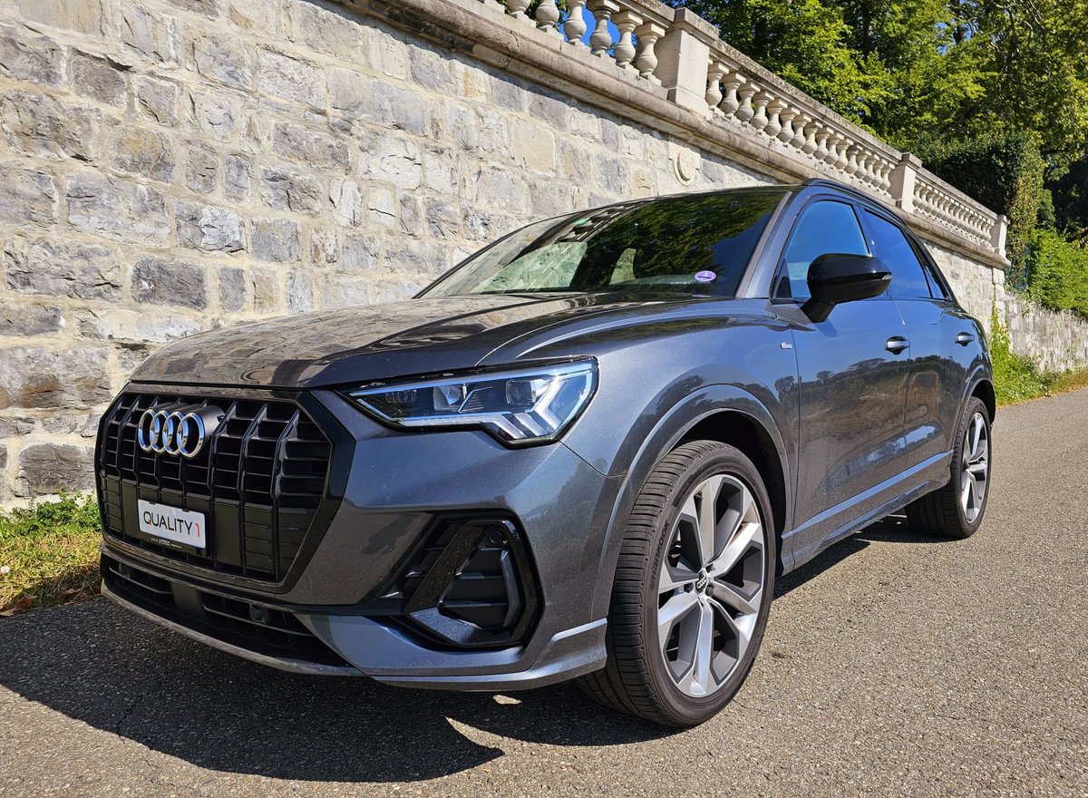 AUDI Q3 35 TFSI S line S