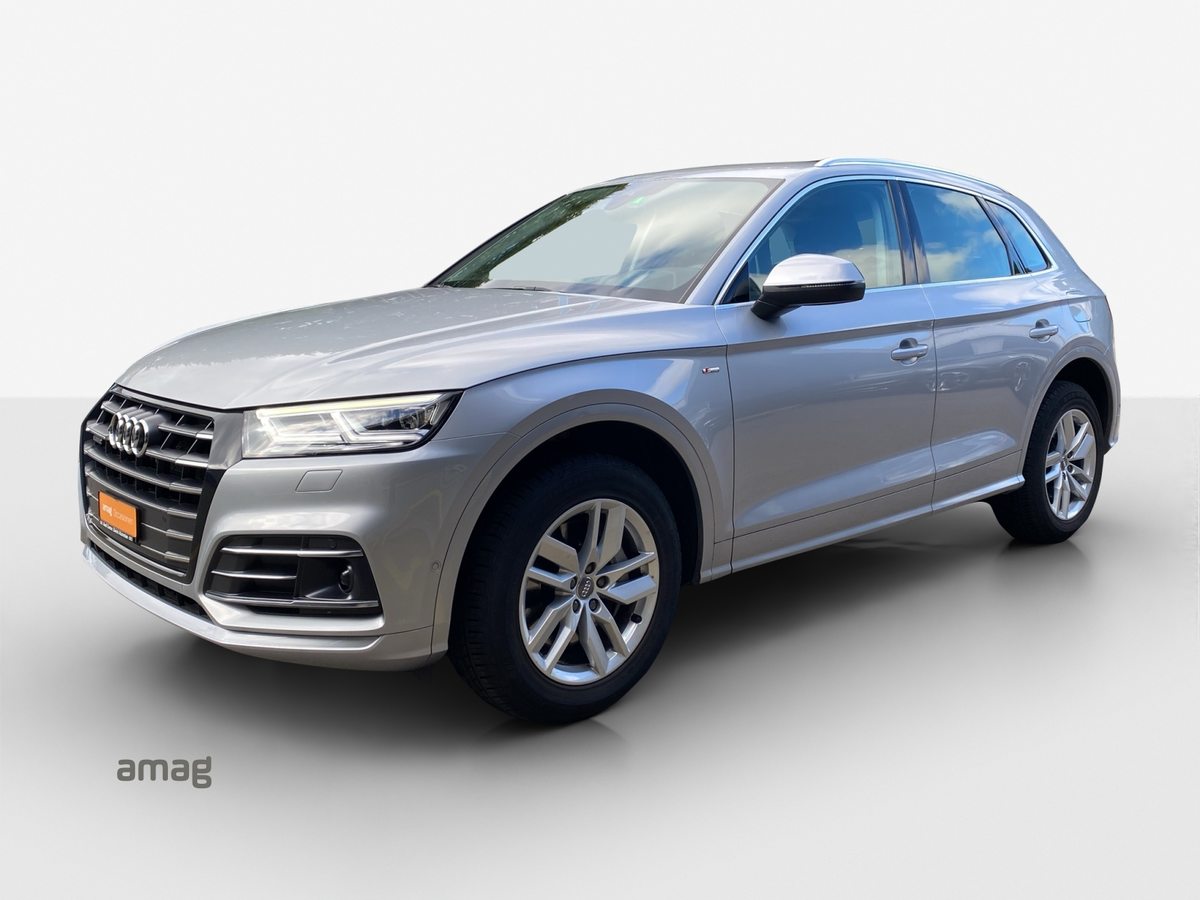 AUDI Q5 55 TFSI e sport gebraucht für CHF 46'900,