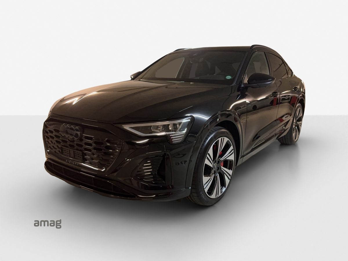 AUDI Q8 Sportback 55 e