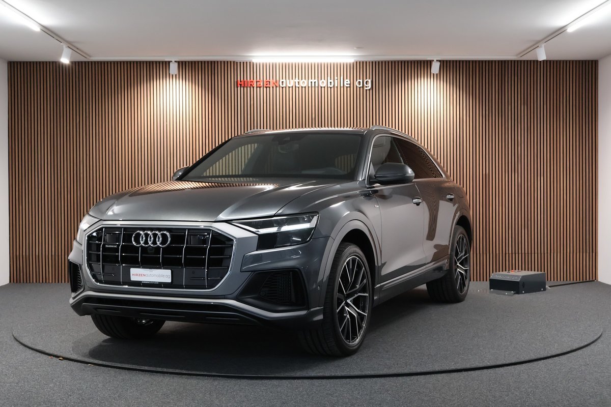 AUDI Q8 55 TFSI e quattro PHEV tip gebraucht für CHF 74'900,