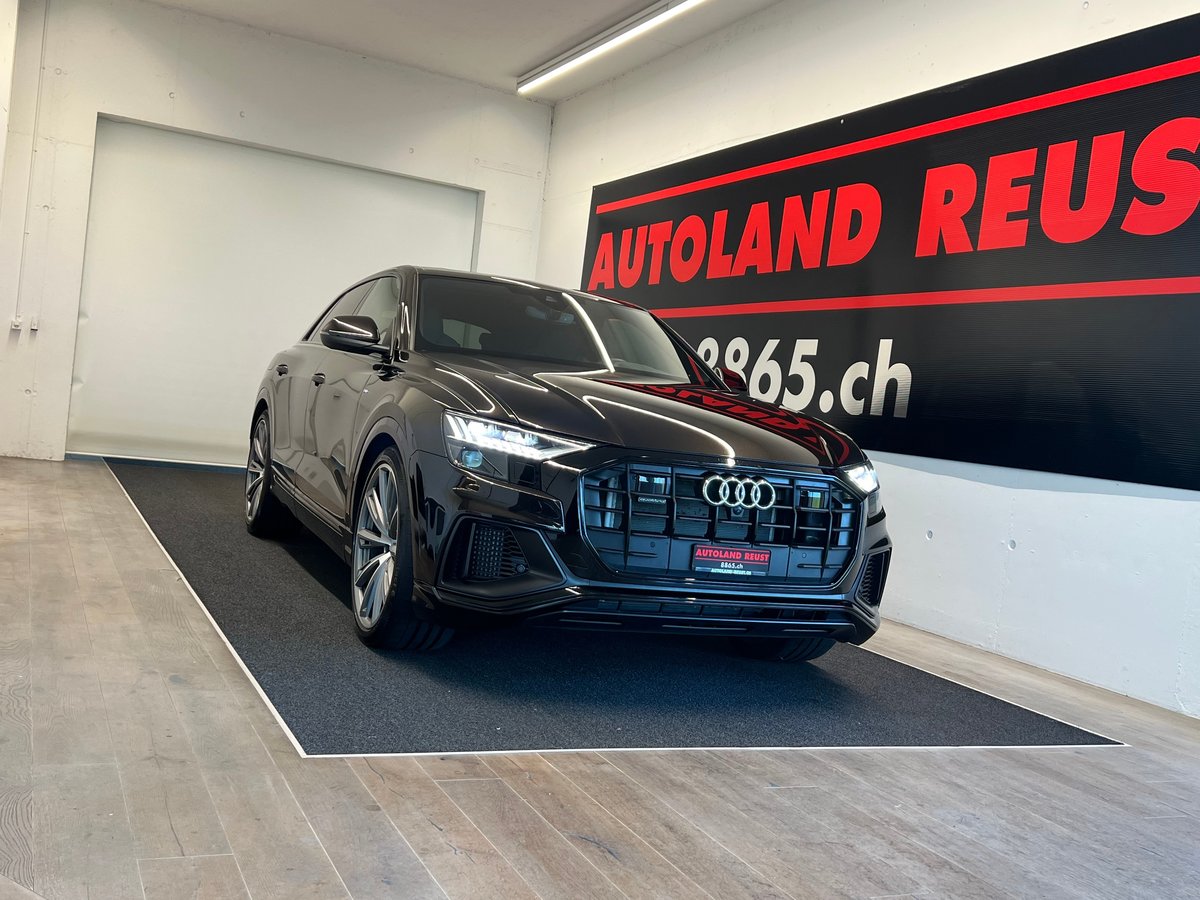 AUDI Q8 55 TFSI quattro tiptronic gebraucht für CHF 81'900,