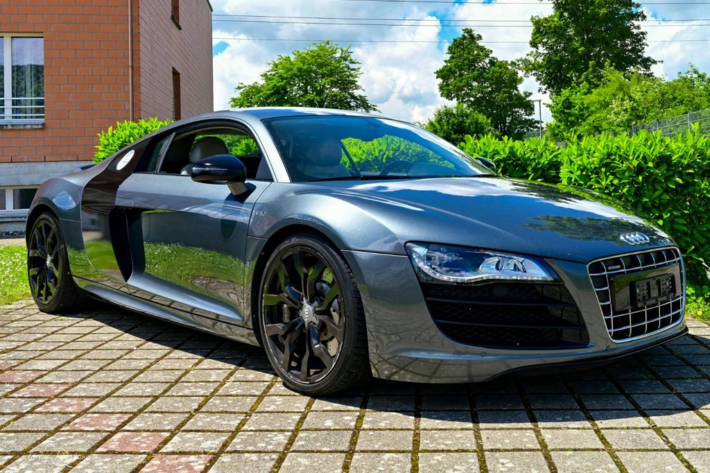 AUDI R8 Coupé 5.2 FSI V10 quattro gebraucht für CHF 49'900,