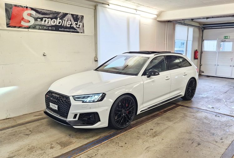 AUDI RS4 Avant 2.9 V6 TFSI quattro gebraucht für CHF 59'990,