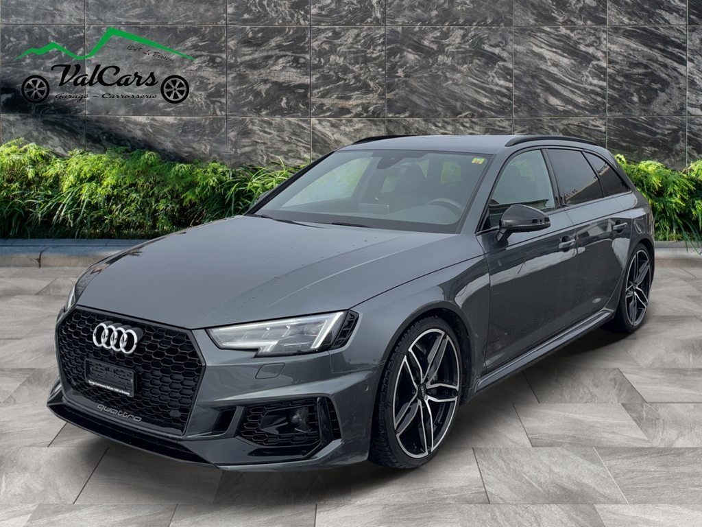 AUDI RS4 Avant 2.9 V6 TFSI quattro gebraucht für CHF 59'900,