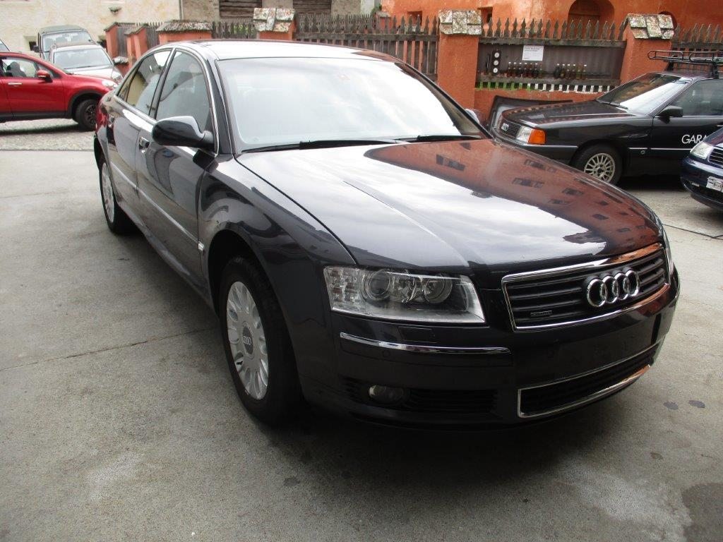 AUDI A8 4.2 V8 quattro oldtimer für CHF 13'500,