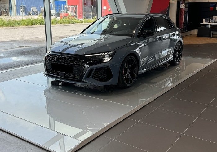 AUDI RS3 Sportback 2.5 TSI quattro neu für CHF 66'600,