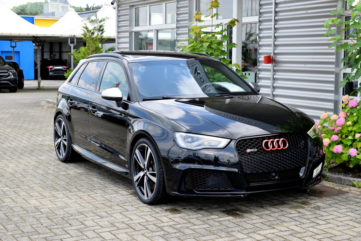 AUDI RS3 2.5 TSI Sportback quattro gebraucht für CHF 34'990,