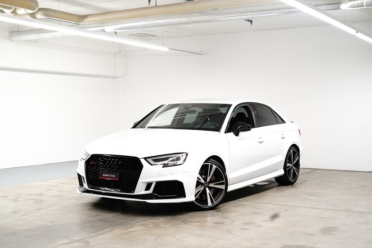 AUDI RS3 Limousine 2.5 T FSI quatt gebraucht für CHF 42'780,