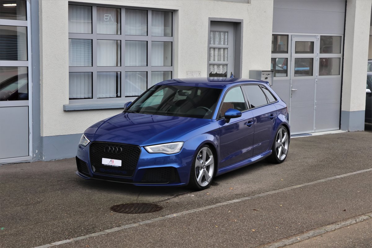 AUDI RS3 2.5 TSI quattro S