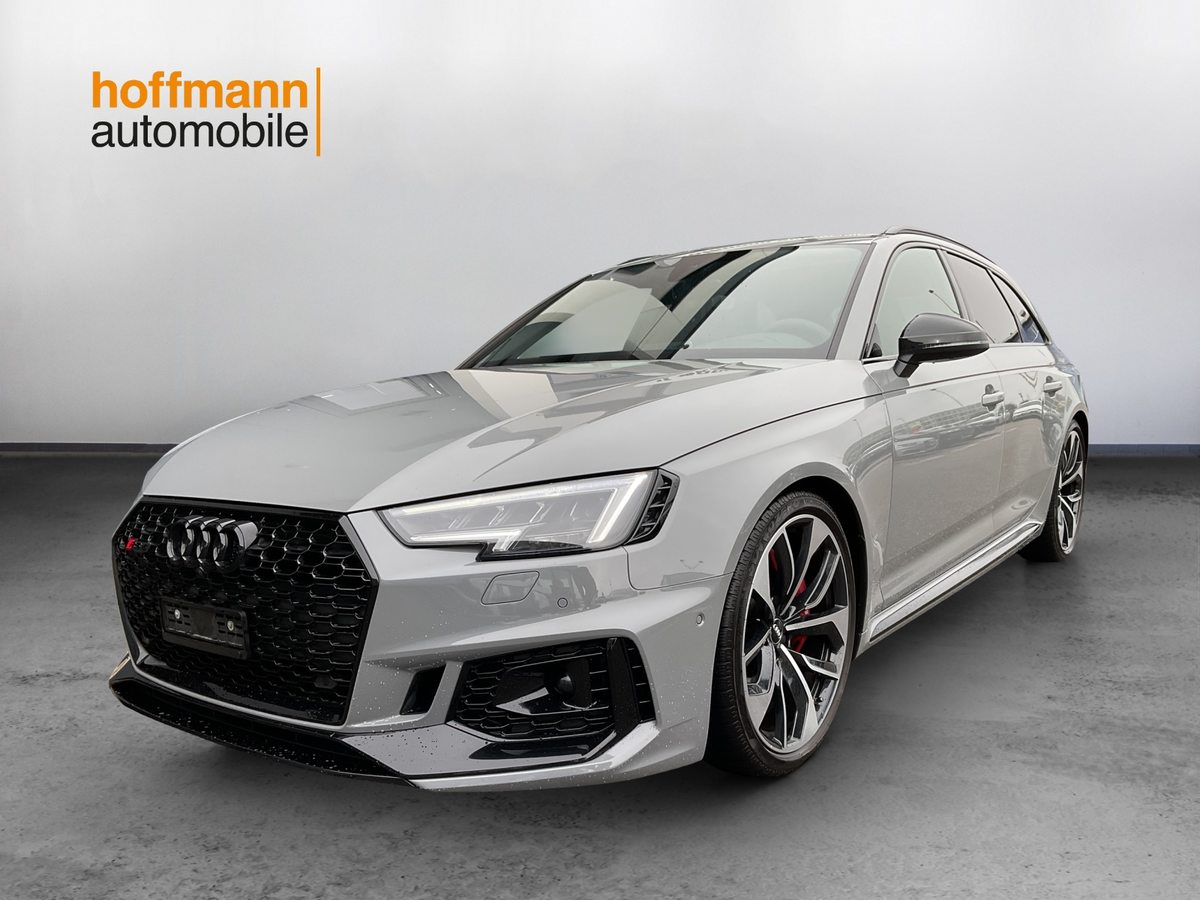 AUDI RS 4 Avant gebraucht für CHF 59'990,