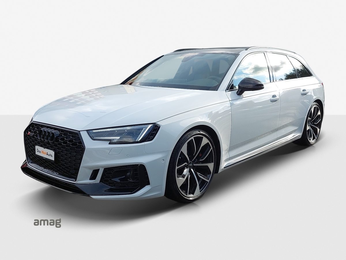 AUDI RS 4 Avant gebraucht für CHF 61'200,