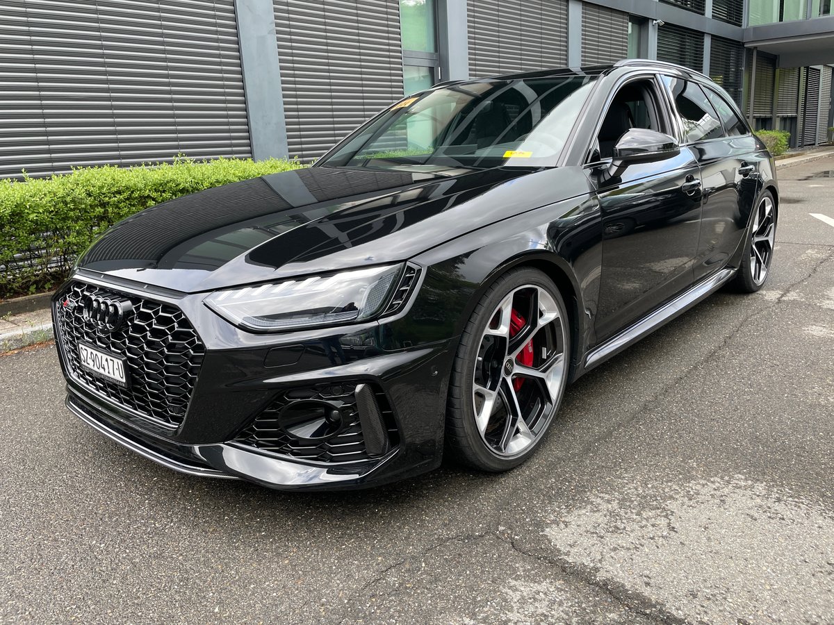 AUDI RS4 Avant quattro tiptronic C neu für CHF 99'800,