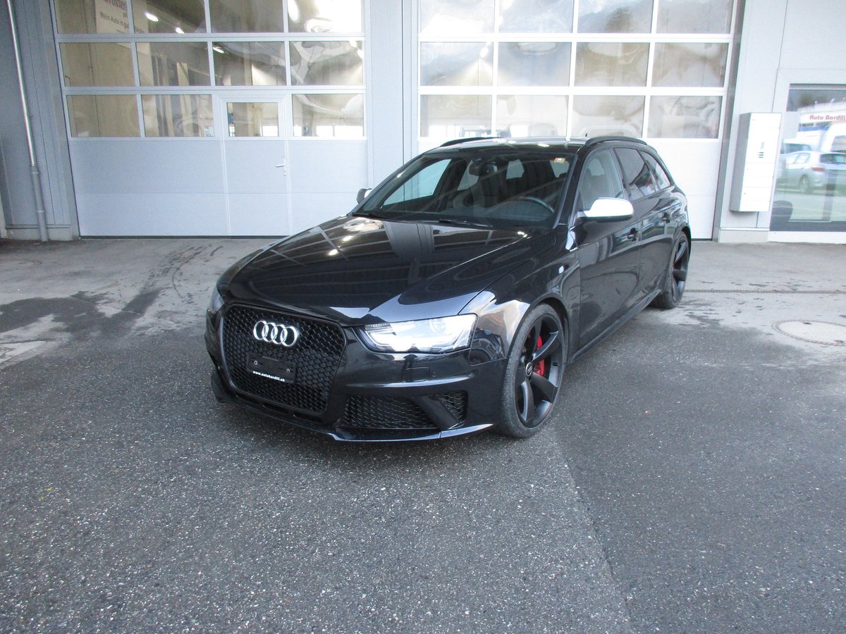 AUDI RS4 Avant 4.2 FSI V8 quattro gebraucht für CHF 60'000,