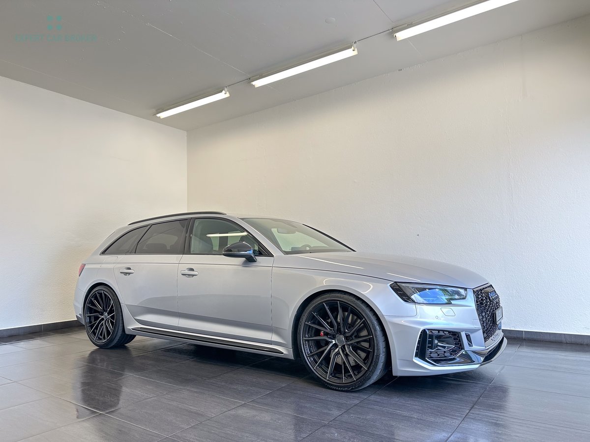 AUDI RS4 Avant 2.9 TFSI quattro ti gebraucht für CHF 58'900,