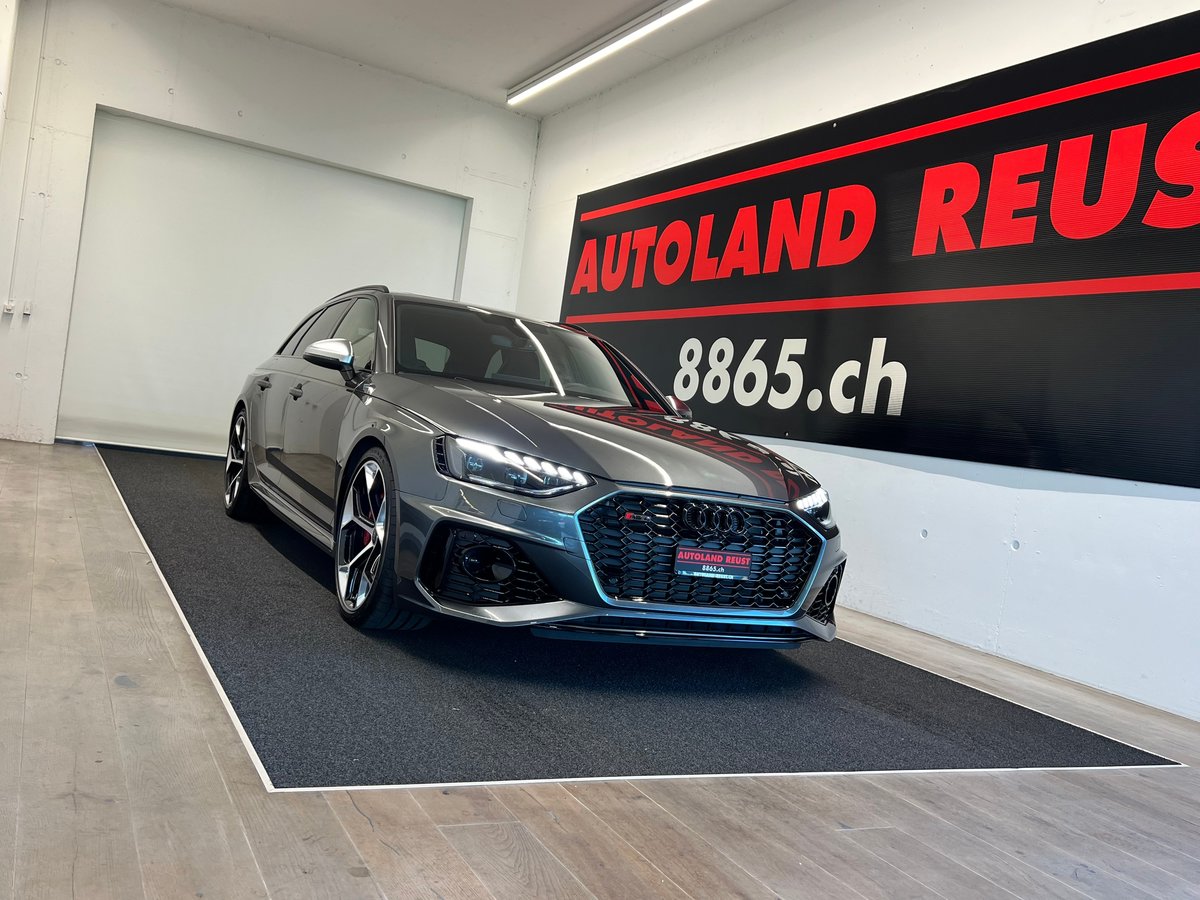 AUDI RS4 Avant quattro tiptronic gebraucht für CHF 83'990,