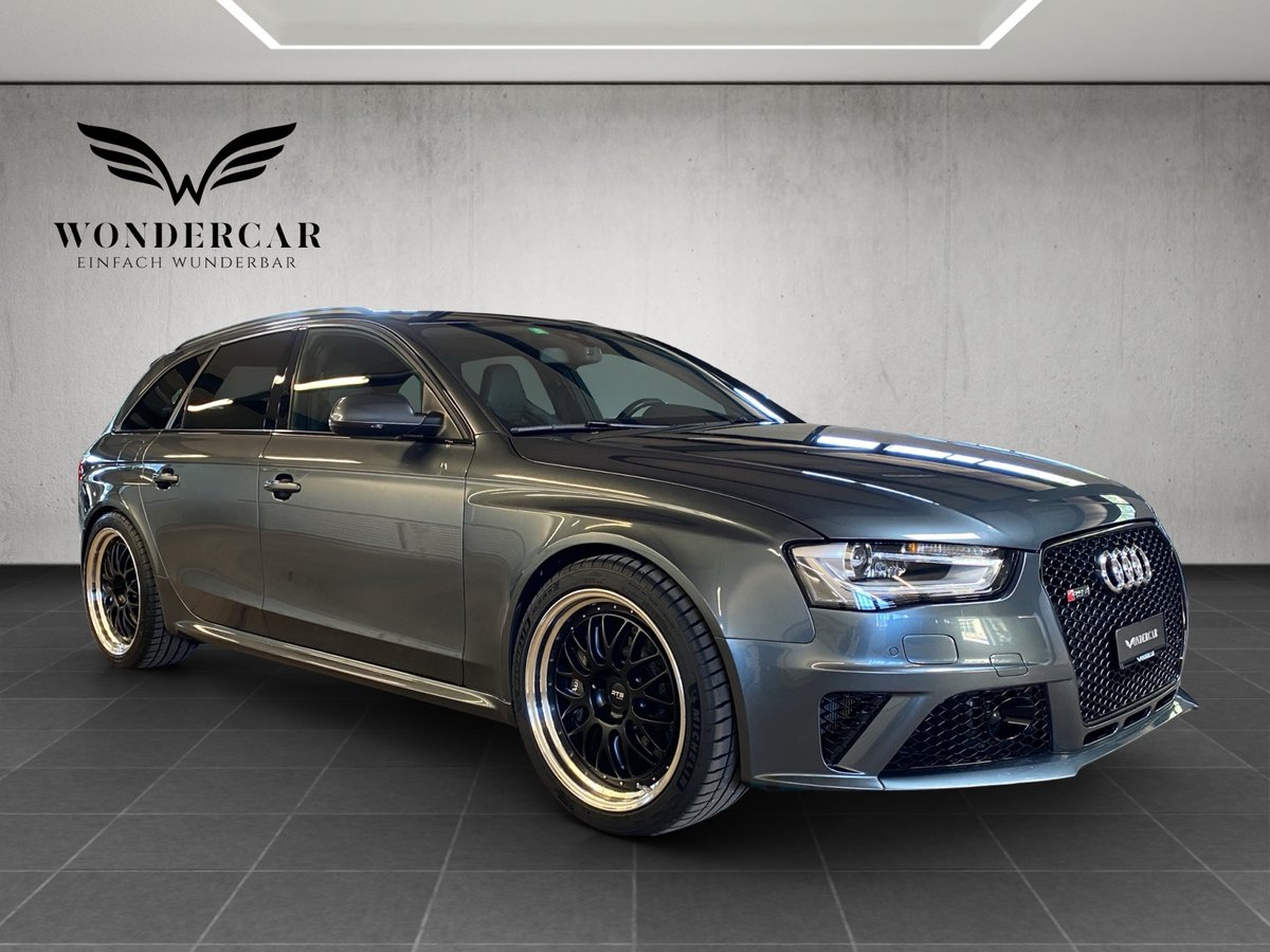 AUDI RS4 Avant 4.2 FSI V8 quattro gebraucht für CHF 41'970,