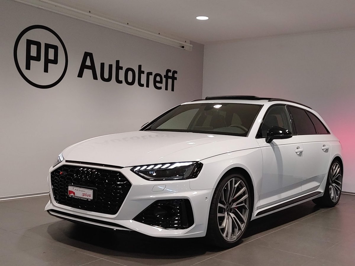 AUDI RS4 Avant quattro tiptronic gebraucht für CHF 83'800,