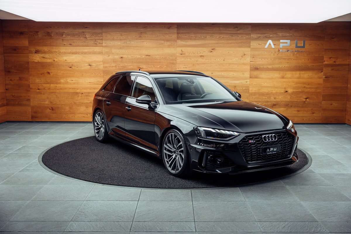 AUDI RS4 Avant quattro tiptronic gebraucht für CHF 64'800,