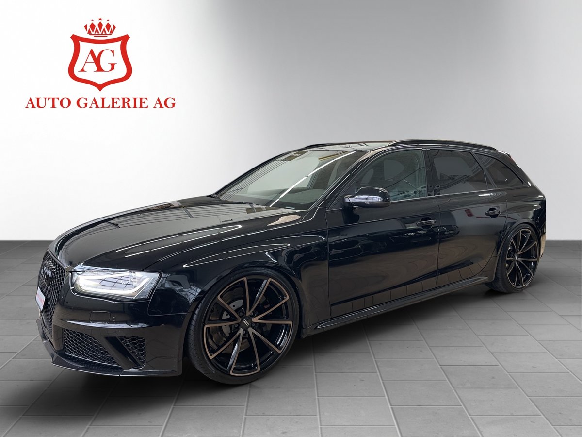 AUDI RS4 Avant 4.2 FSI V8 quattro gebraucht für CHF 29'890,