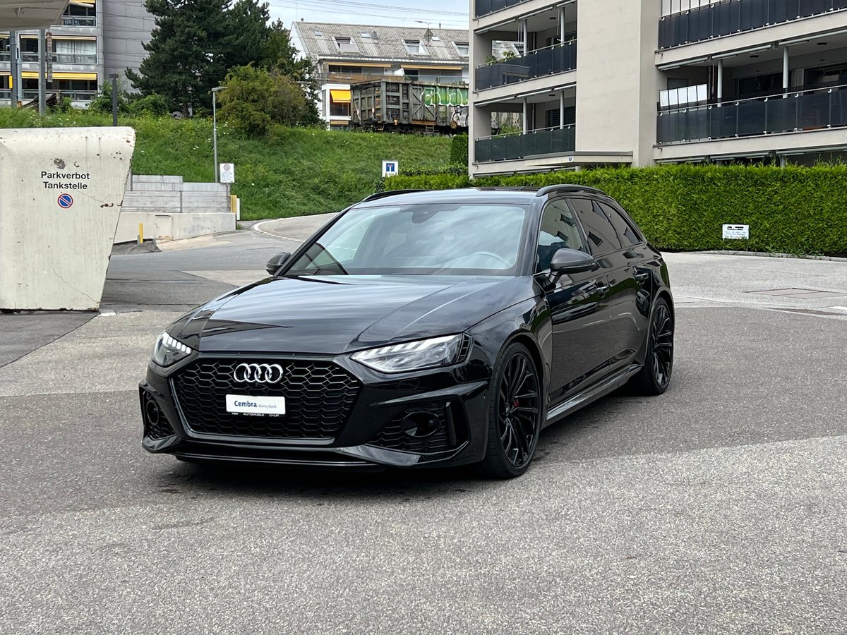 AUDI RS4 Avant quattro tiptronic gebraucht für CHF 62'500,