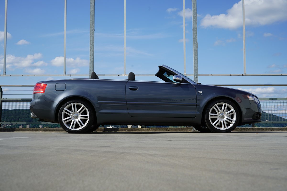 AUDI S4 CABRIOLET 4.2 V8 QUATTRO A gebraucht für CHF 19'999,