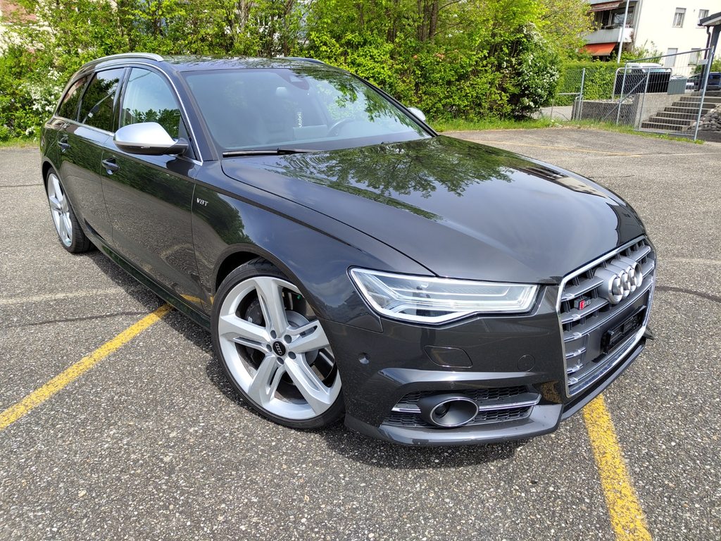 AUDI S6 Avant 4.0 V8 TFSI quattro gebraucht für CHF 33'000,