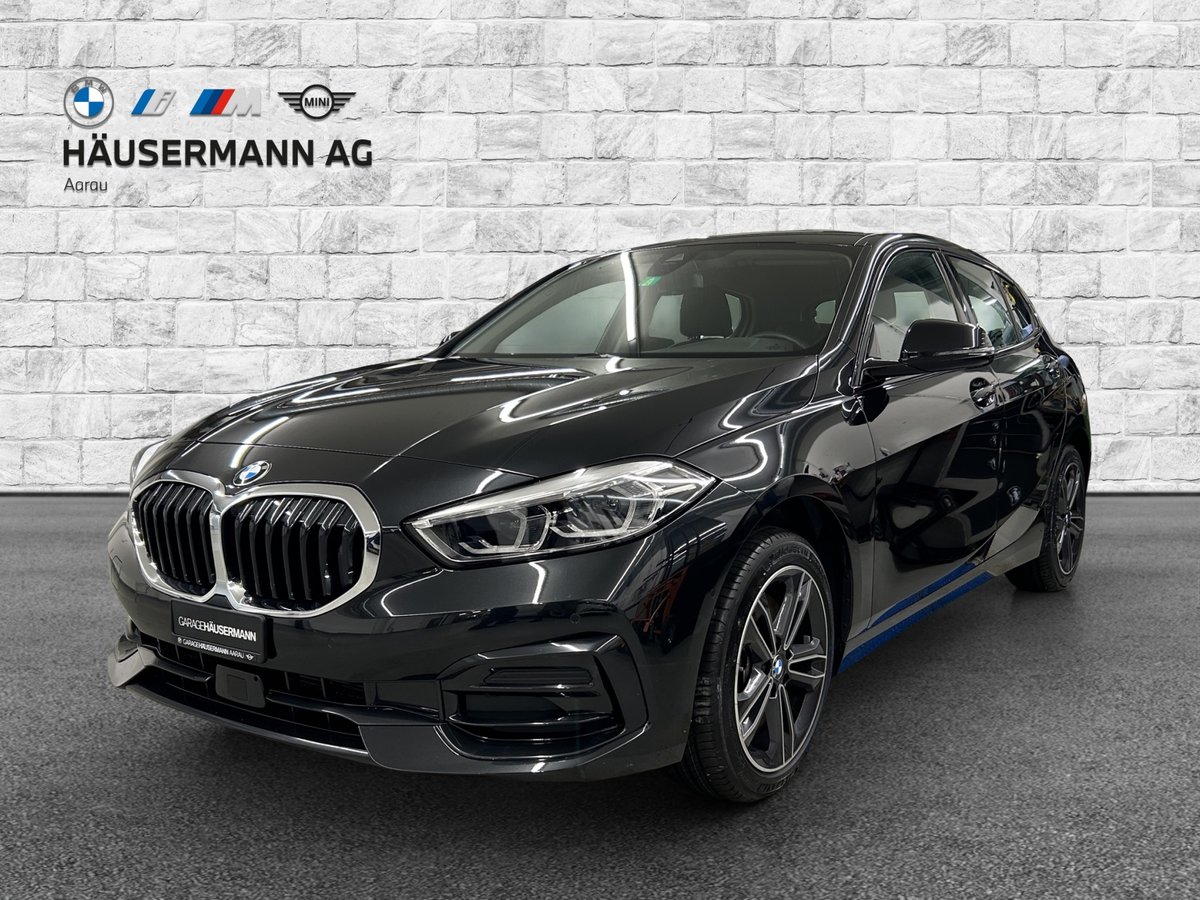 BMW 120d Sport Line gebraucht für CHF 38'900,