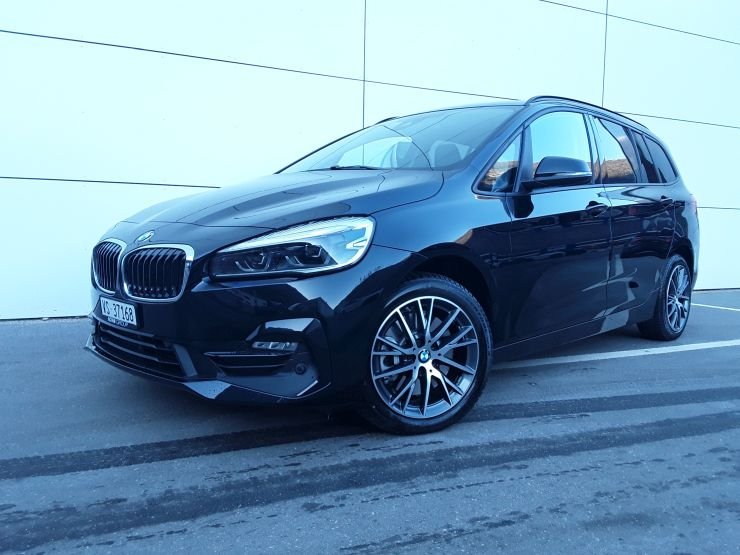 BMW 218d xDrive GT Sport Line 7 pl vorführwagen für CHF 43'900,