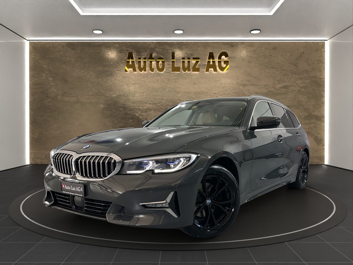 BMW 320d Touring Luxury Line Stept gebraucht für CHF 33'990,