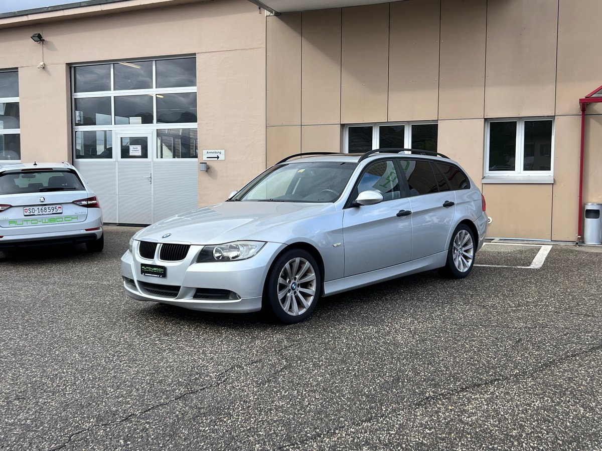 BMW 320i Touring gebraucht für CHF 1'850,