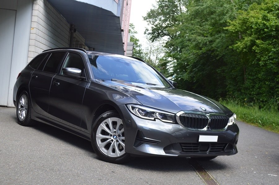 BMW 320d Touring Steptronic gebraucht für CHF 23'800,