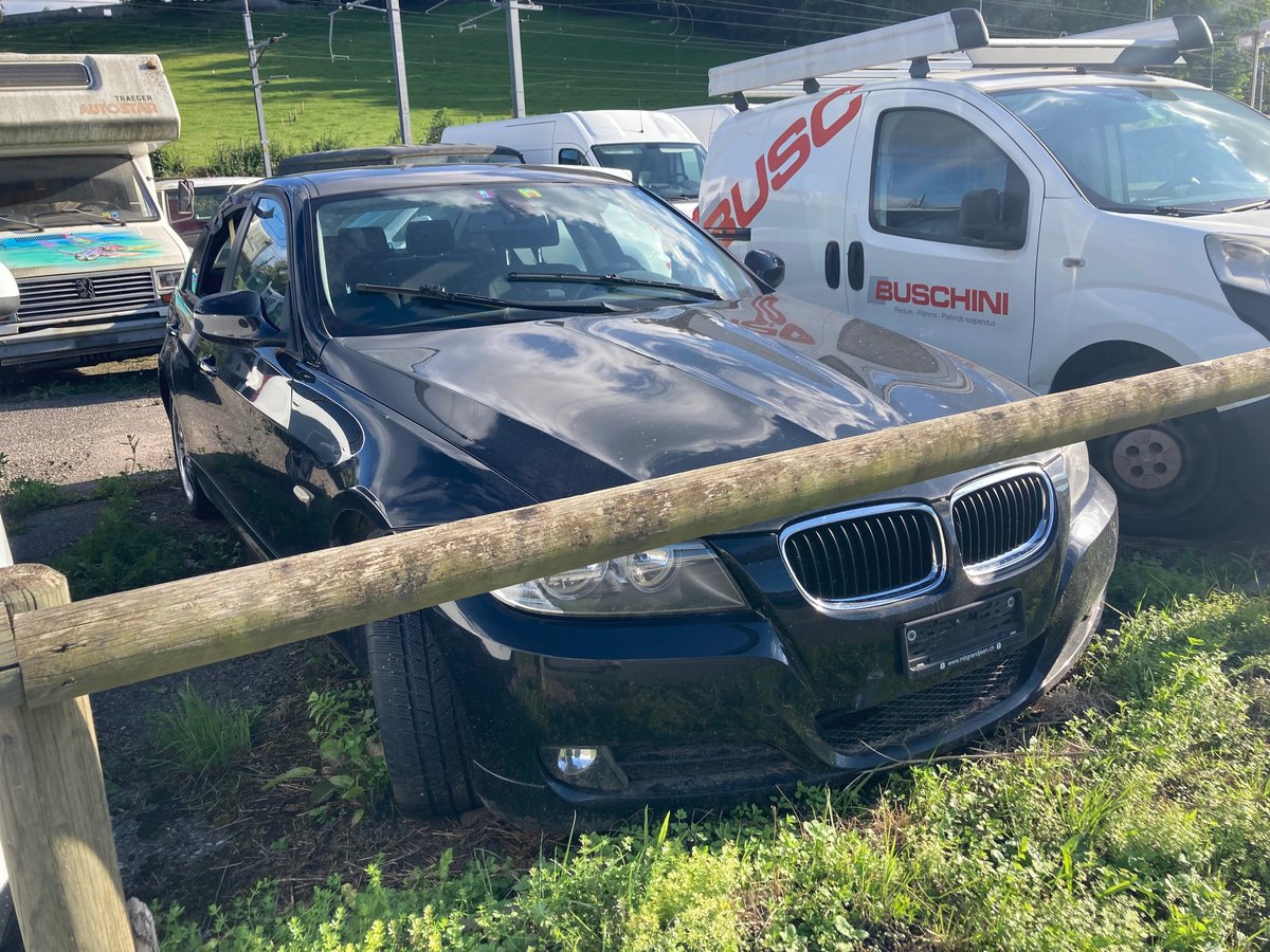 BMW 320i gebraucht für CHF 4'000,