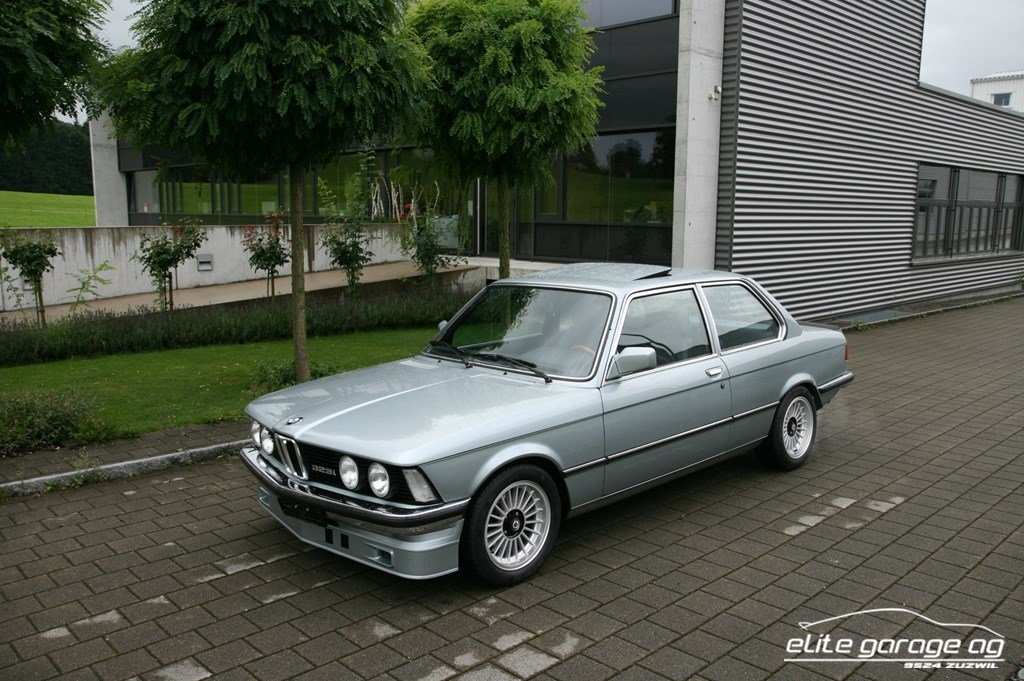 BMW 323 i gebraucht für CHF 27'800,