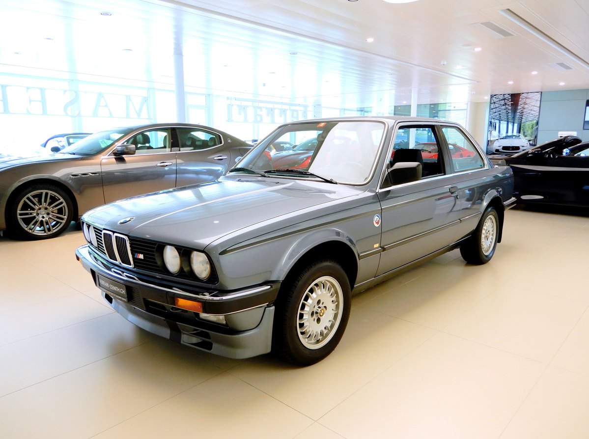 BMW 323i gebraucht für CHF 24'900,