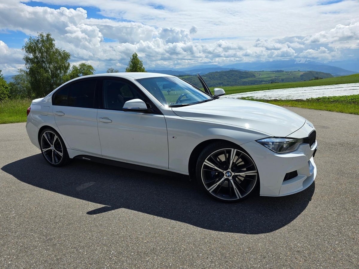 BMW 3er Reihe F30 330i SAG gebraucht für CHF 27'999,