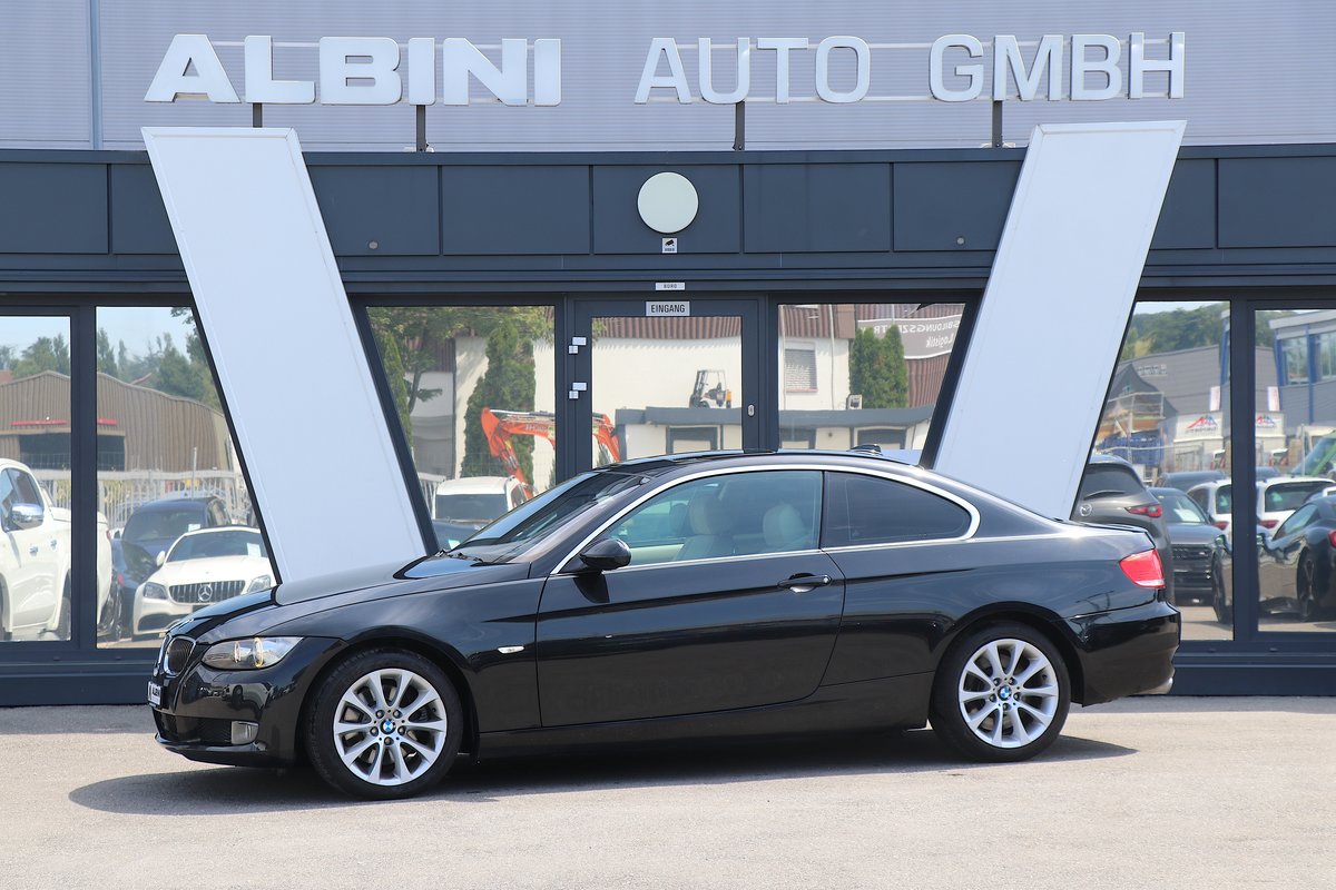 BMW 330i Coupé gebraucht für CHF 9'900,