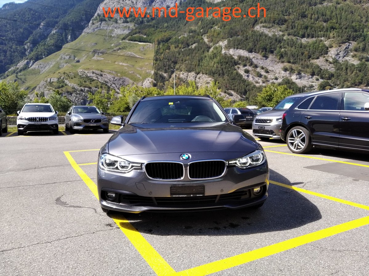 BMW 330i Touring Steptronic gebraucht für CHF 23'800,