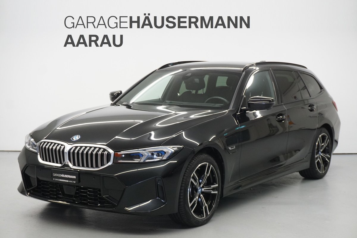 BMW 330e xDr Tour M Sport gebraucht für CHF 49'300,