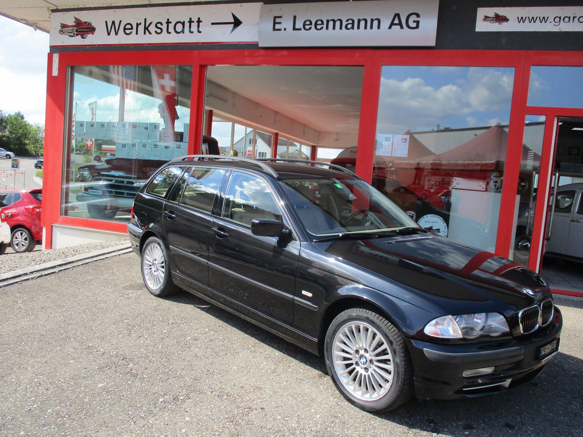 BMW 330xi Touring gebraucht für CHF 7'899,