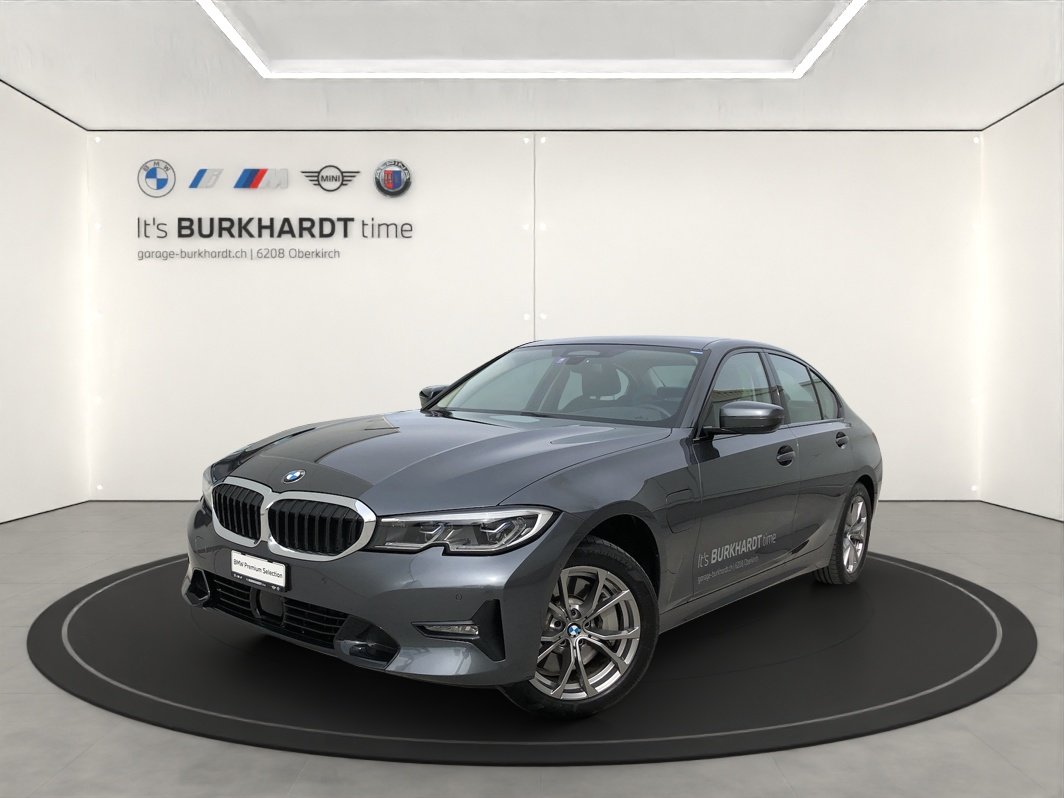 BMW 330e Sport Line gebraucht für CHF 41'800,